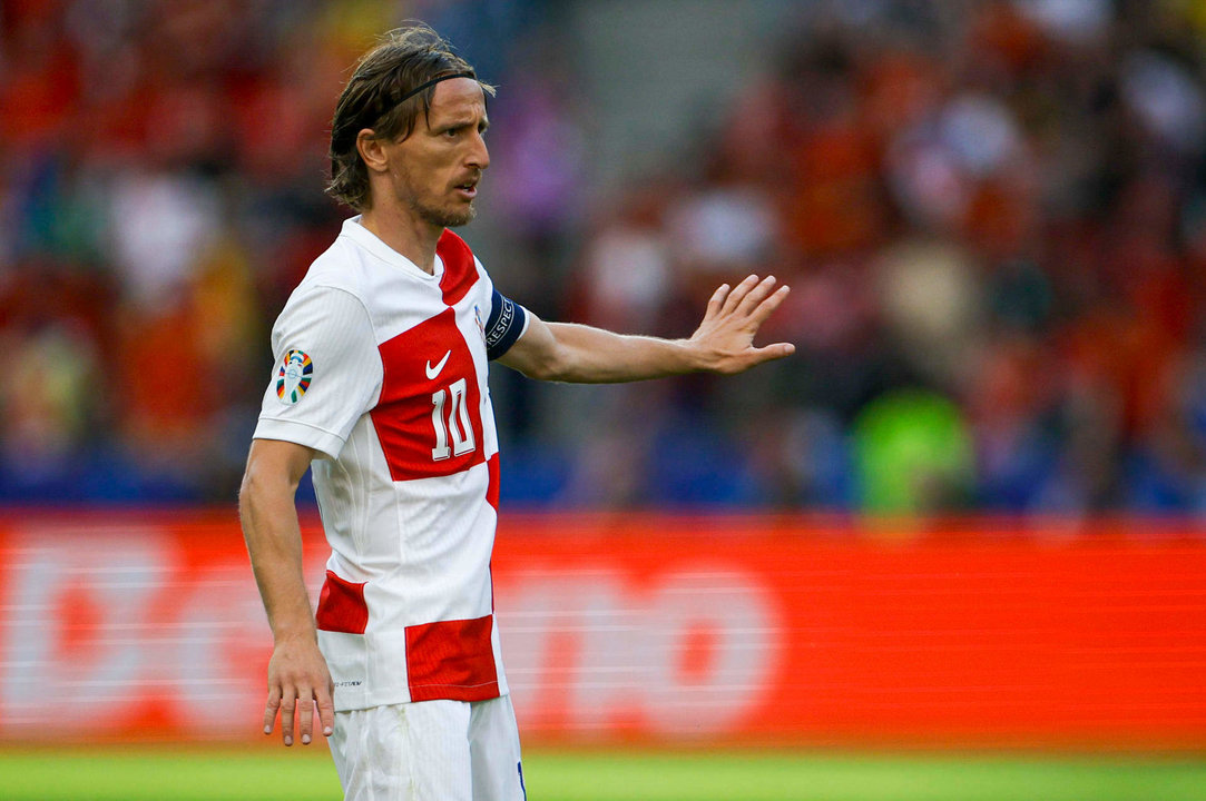 El centrocampista de la selección croata Luka Modric reacciona durante el partido del grupo B de la Eurocopa 2024 entre España y Croacia, en el Estadio Olímpico de Berlín, Alemania. EFE/Alberto Estévez