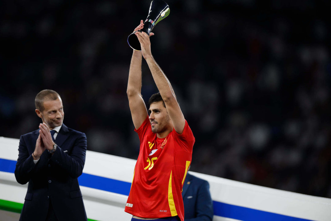 Rodrigo tras el encuentro correspondiente a la final de la Eurocopa que disputaron Inglaterra en el Estadio Olímpico de Berlín. EFE/ Alberto Estévez